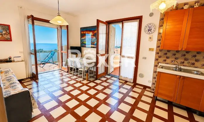 Rexer-Varazze-ATTICO-FRONTE-MARE-CON-GARAGE-Altro