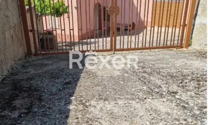 Rexer-Montresta-Casa-indipendente-in-vendita-in-Via-Asilo-a-Montresta-Altro