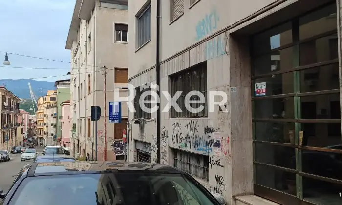 Rexer-Cosenza-Ufficio-con-ingresso-indipendente-in-stabile-con-ascensore-Altro
