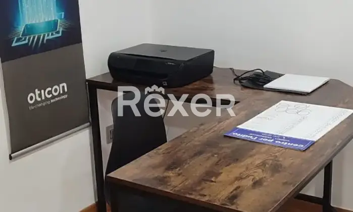 Rexer-Cosenza-Ufficio-con-ingresso-indipendente-in-stabile-con-ascensore-Altro