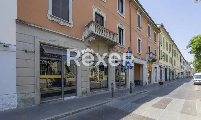 Rexer-Monza-Monza-Appartamento-di-mq-con-ampio-deposito-da-adibire-ad-autorimessa-Altro