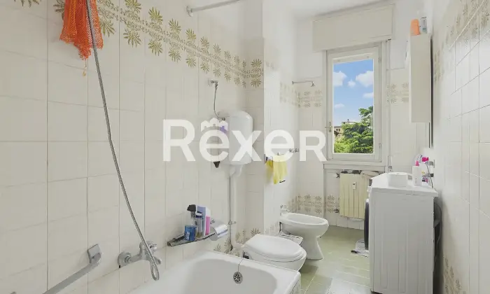Rexer-Brescia-Plurilocale-con-box-auto-Altro