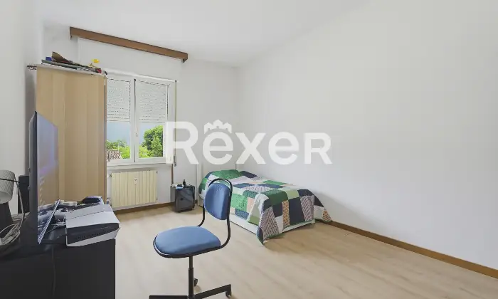 Rexer-Brescia-Plurilocale-con-box-auto-Altro