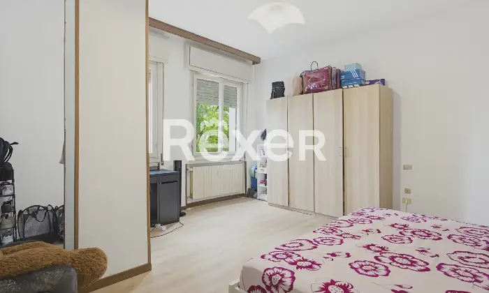 Rexer-Brescia-Plurilocale-con-box-auto-Altro