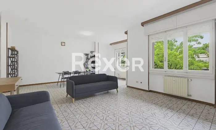 Rexer-Brescia-Plurilocale-con-box-auto-Altro