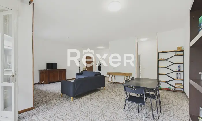 Rexer-Brescia-Plurilocale-con-box-auto-Altro