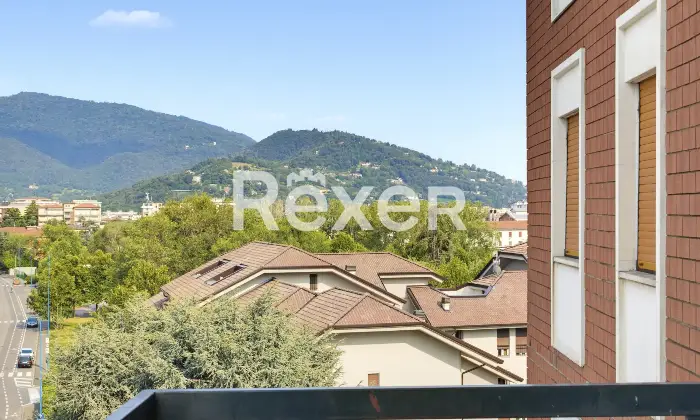 Rexer-Brescia-Bilocale-piano-alto-con-terrazzina-Altro
