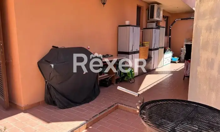 Rexer-Muros-Appartamento-su-due-piani-in-vendita-in-Via-Coghinas-a-Muros-Esterno