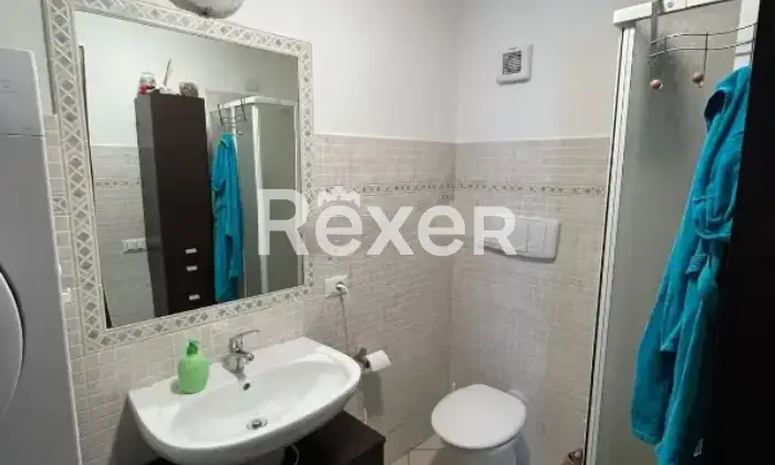 Rexer-Muros-Appartamento-su-due-piani-in-vendita-in-Via-Coghinas-a-Muros-Bagno