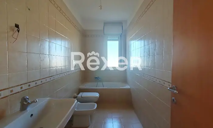 Rexer-Bari-Quadrilocale-Via-Antonio-De-Curtis-Carbonara-di-Bari-Bari-Altro