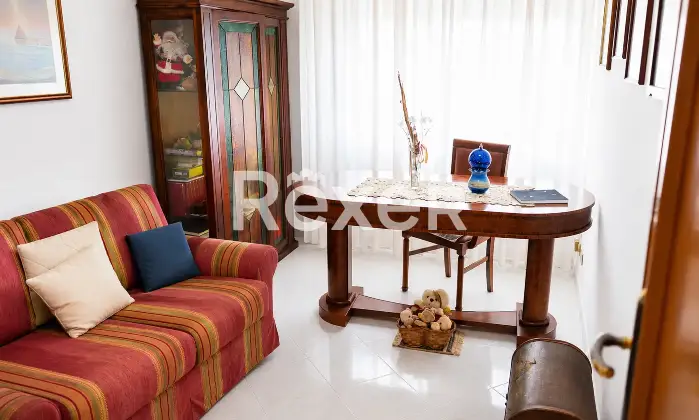 Rexer-Trapani-Luminoso-appartamento-con-ampio-salone-e-studio-Altro