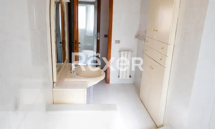 Rexer-Trapani-Luminoso-appartamento-con-ampio-salone-e-studio-Altro