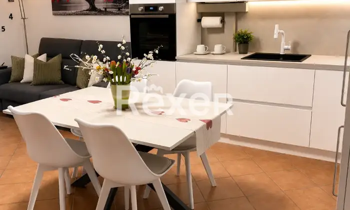 Rexer-Ballabio-Appartamento-in-vendita-in-Via-Aurelio-Saffi-a-Ballabio-Cucina