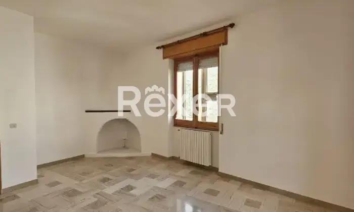 Rexer-Bolotana-Vendesi-appartamento-con-posto-auto-coperto-Via-Lei-Bolotana-NU-Altro