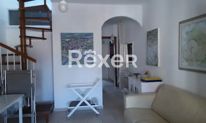 Rexer-Siniscola-Ampio-appartamento-con-mansarda-verande-panoramiche-e-servizi-a-pochi-passi-Altro