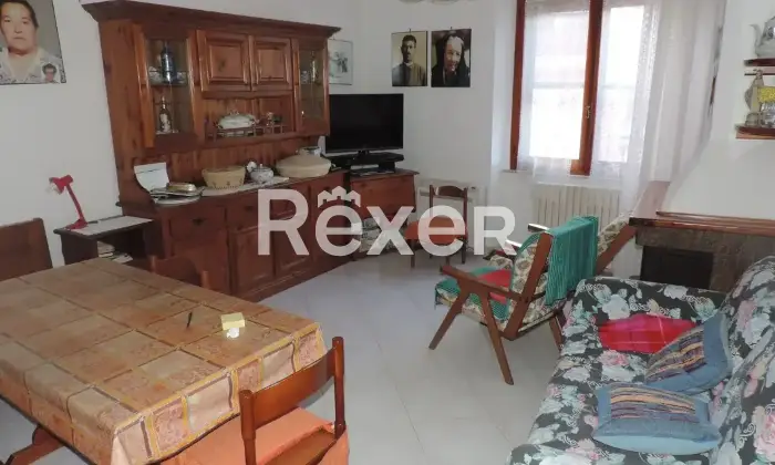 Rexer-Oliena-Casa-indipendente-in-vendita-in-Via-Ippolito-Nievo-ad-Oliena-Altro