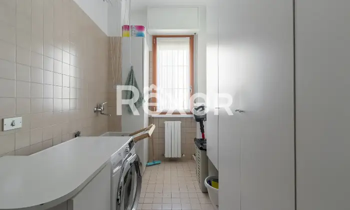 Rexer-Paderno-Dugnano-ATTICO-DI-AMPIA-METRATURA-SU-DUE-LIVELLI-Altro
