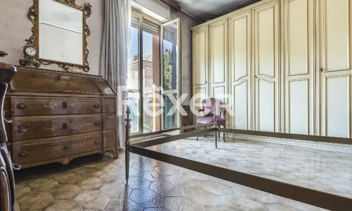 Rexer-Torino-APPARTAMENTO-AL-SECONDO-PIANO-Altro