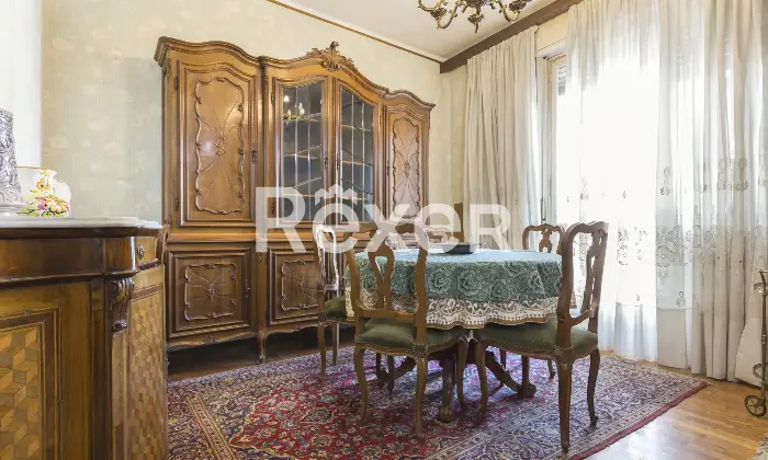 Rexer-Torino-APPARTAMENTO-AL-SECONDO-PIANO-Altro