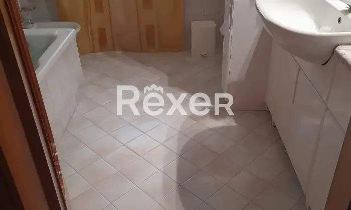 Rexer-Corleto-Perticara-Ampio-appartamento-ristrutturato-con-balconi-mansarda-e-triplo-riscaldamento-Altro