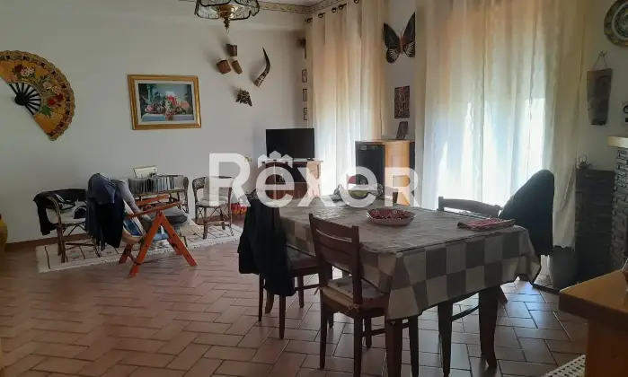 Rexer-Corleto-Perticara-Ampio-appartamento-ristrutturato-con-balconi-mansarda-e-triplo-riscaldamento-Altro