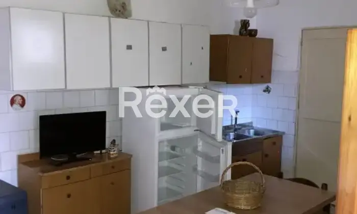 Rexer-Spongano-Casa-indipendente-da-ristrutturare-in-vendita-Altro