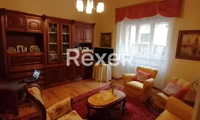 Rexer-Galatone-Vendesi-ampio-appartamento-al-piano-terra-Via-Lombardia-Galatone-LE-Altro