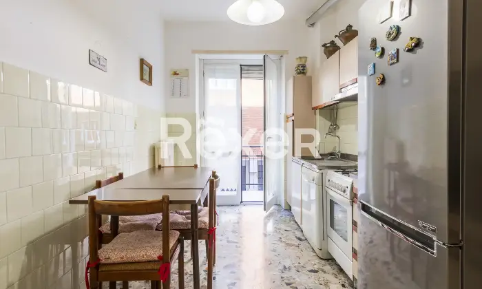 Rexer-Milano-Trilocale-con-balconi-tra-Farini-e-Isola-Altro