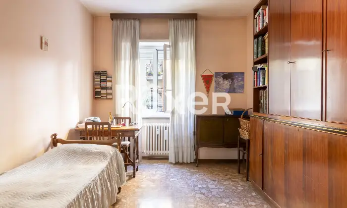Rexer-Milano-Trilocale-con-balconi-tra-Farini-e-Isola-Altro