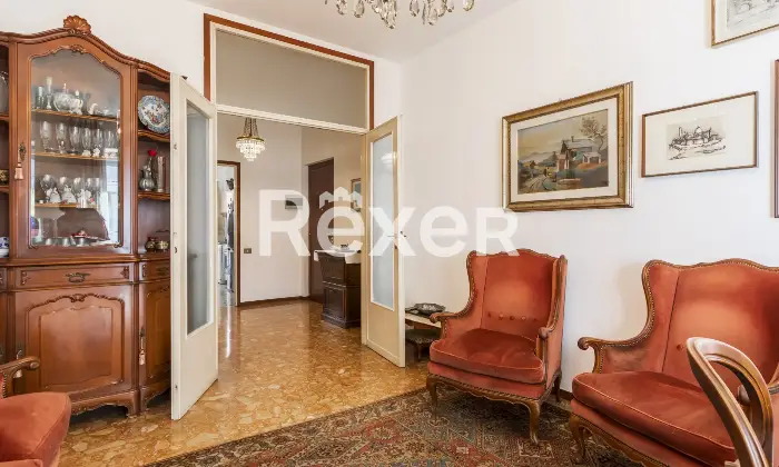 Rexer-Milano-Trilocale-con-balconi-tra-Farini-e-Isola-Altro