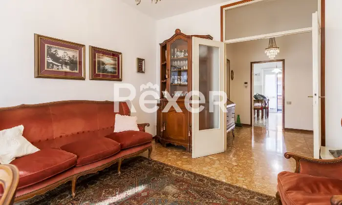 Rexer-Milano-Trilocale-con-balconi-tra-Farini-e-Isola-Altro