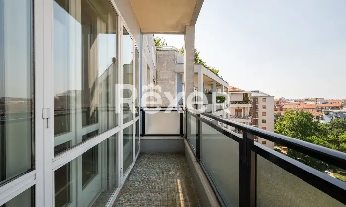Rexer-Milano-Esclusivo-Attico-e-Super-Attico-di-mq-con-Terrazzo-Altro