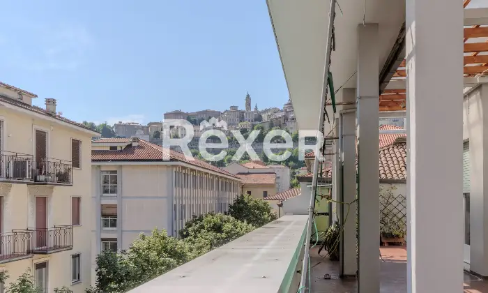 Rexer-Bergamo-appartamento-con-terrazza-panoramica-e-posto-auto-privato-Altro