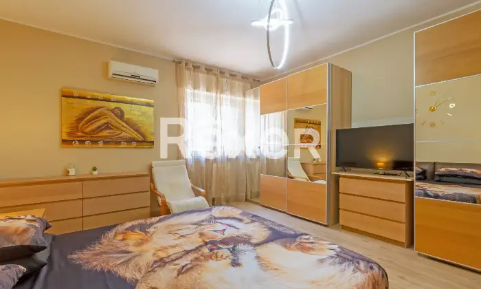Rexer-Taranto-AMPIO-APPARTAMENTO-CLASSE-C-GREEN-FINEMENTE-ARREDATO-CON-TERRAZZO-ABITABILE-E-PERGOTENDA-Altro