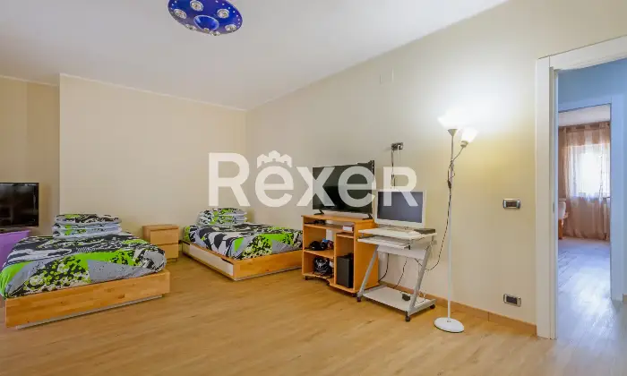 Rexer-Taranto-AMPIO-APPARTAMENTO-CLASSE-C-GREEN-FINEMENTE-ARREDATO-CON-TERRAZZO-ABITABILE-E-PERGOTENDA-Altro
