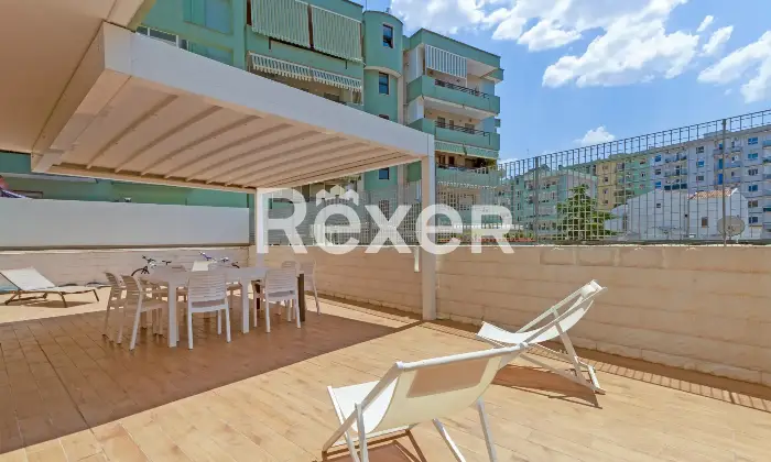 Rexer-Taranto-AMPIO-APPARTAMENTO-CLASSE-C-GREEN-FINEMENTE-ARREDATO-CON-TERRAZZO-ABITABILE-E-PERGOTENDA-Altro