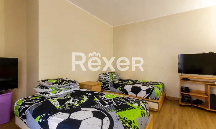Rexer-Taranto-AMPIO-APPARTAMENTO-CLASSE-C-GREEN-FINEMENTE-ARREDATO-CON-TERRAZZO-ABITABILE-E-PERGOTENDA-Altro