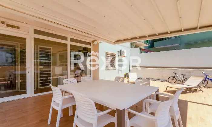 Rexer-Taranto-AMPIO-APPARTAMENTO-CLASSE-C-GREEN-FINEMENTE-ARREDATO-CON-TERRAZZO-ABITABILE-E-PERGOTENDA-Altro