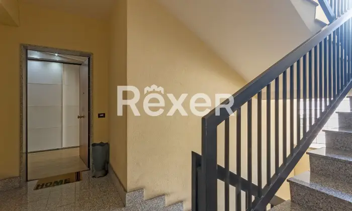 Rexer-Taranto-AMPIO-APPARTAMENTO-CLASSE-C-GREEN-FINEMENTE-ARREDATO-CON-TERRAZZO-ABITABILE-E-PERGOTENDA-Altro