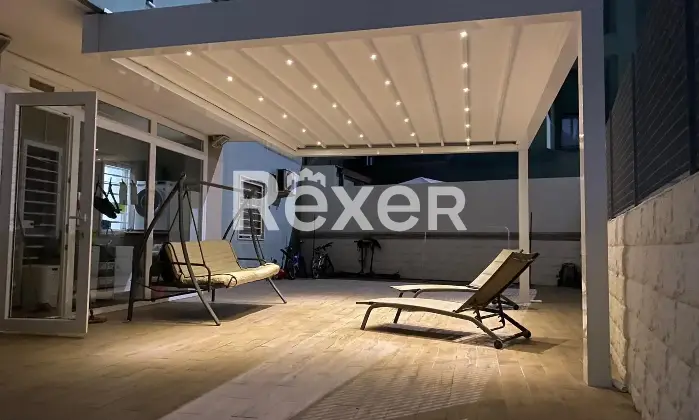 Rexer-Taranto-AMPIO-APPARTAMENTO-CLASSE-C-GREEN-FINEMENTE-ARREDATO-CON-TERRAZZO-ABITABILE-E-PERGOTENDA-Altro