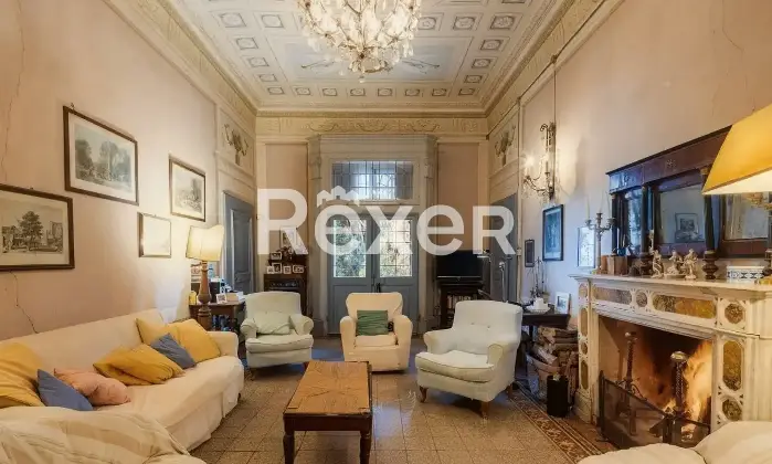 Rexer-Collesalvetti-Residenza-di-prestigio-immersa-nel-verde-con-parco-e-pi-unit-abitative-Altro