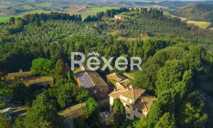 Rexer-Collesalvetti-Residenza-di-prestigio-immersa-nel-verde-con-parco-e-pi-unit-abitative-Altro