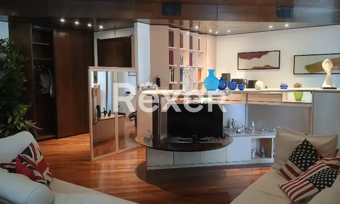 Rexer-Busto-Arsizio-Quadrilocale-con-doppi-servizi-e-box-auto-Altro