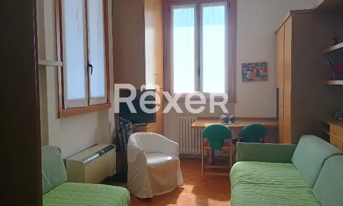 Rexer-Busto-Arsizio-Quadrilocale-con-doppi-servizi-e-box-auto-Altro