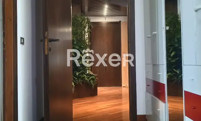 Rexer-Busto-Arsizio-Quadrilocale-con-doppi-servizi-e-box-auto-Altro