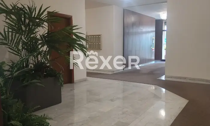 Rexer-Busto-Arsizio-Quadrilocale-con-doppi-servizi-e-box-auto-Altro