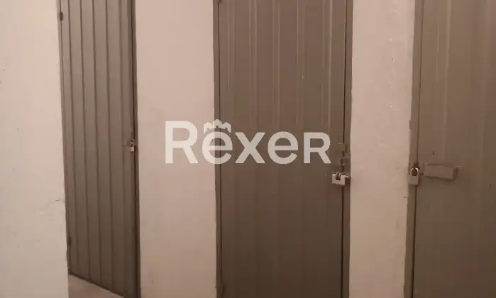 Rexer-Busto-Arsizio-Quadrilocale-con-doppi-servizi-e-box-auto-Altro