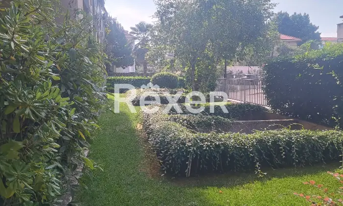 Rexer-Busto-Arsizio-Quadrilocale-con-doppi-servizi-e-box-auto-Altro