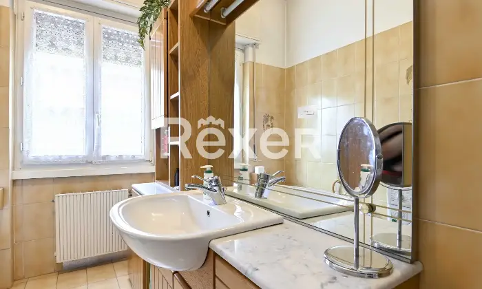 Rexer-bergamo-Esclusivo-Bilocale-in-Villa-di-unita-con-box-Altro