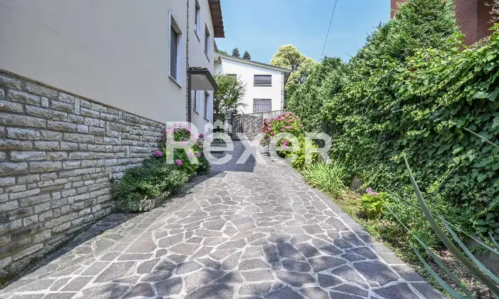 Rexer-bergamo-Esclusivo-Bilocale-in-Villa-di-unita-con-box-Altro